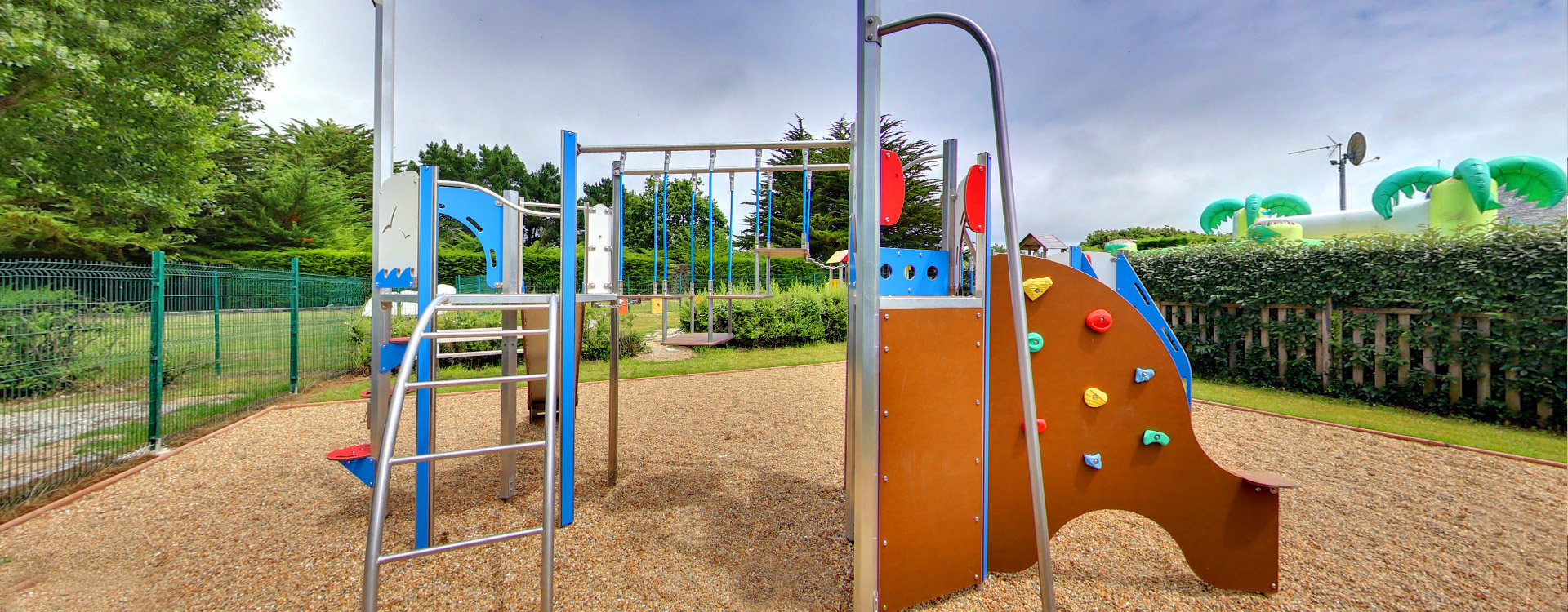 camping du menhir