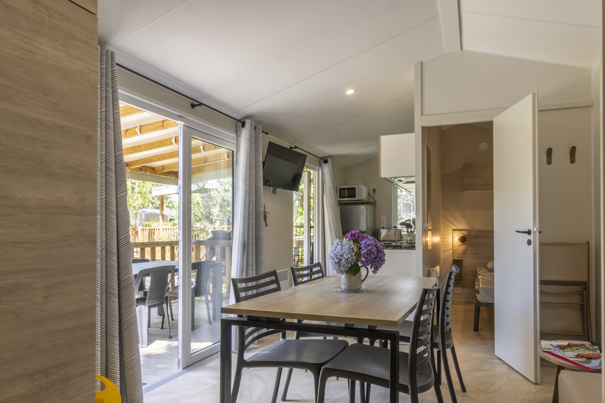 location-mobil-home-privilege-3chambres-salon