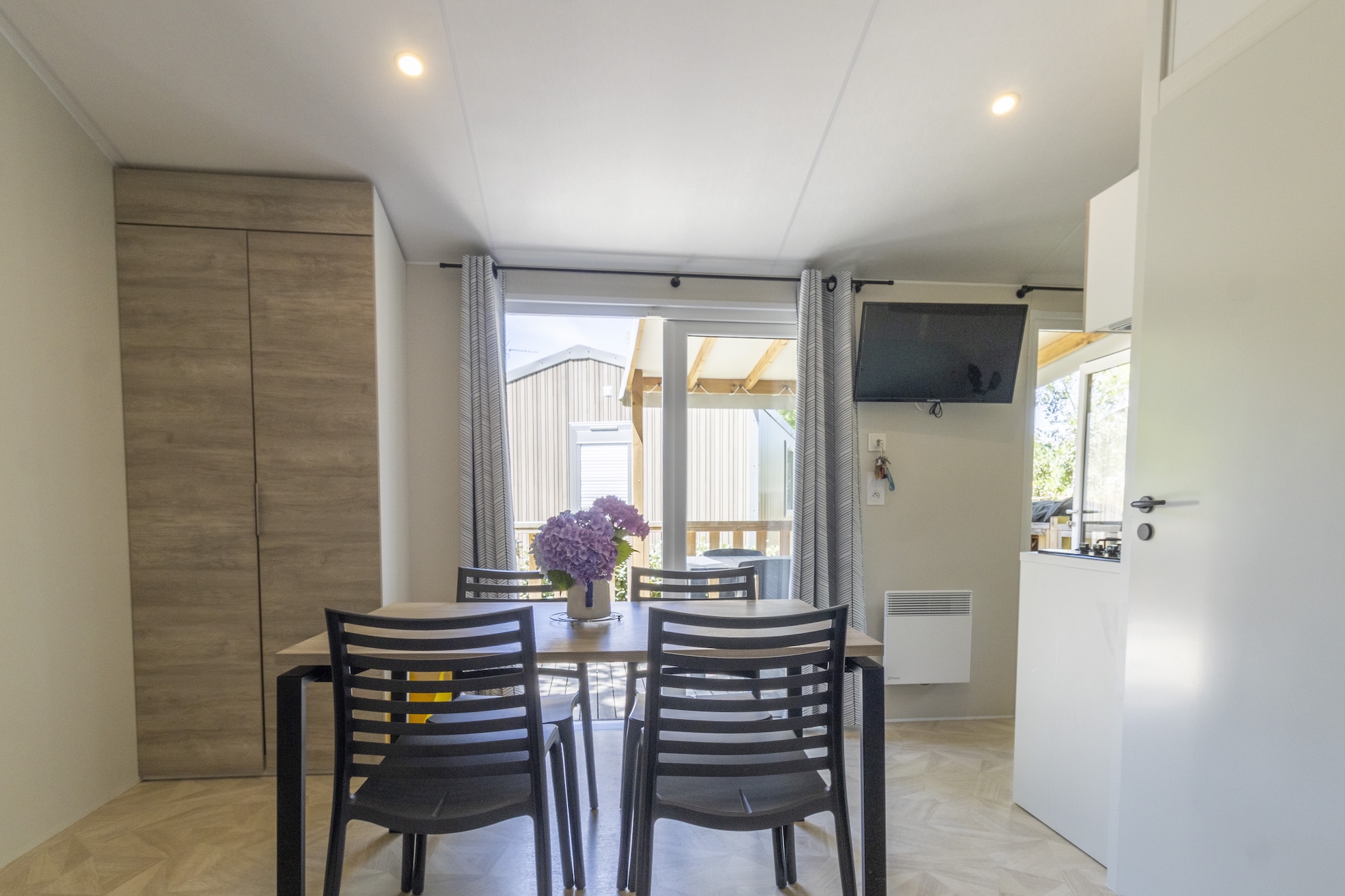 location-mobil-home-privilege-3chambres-sejour