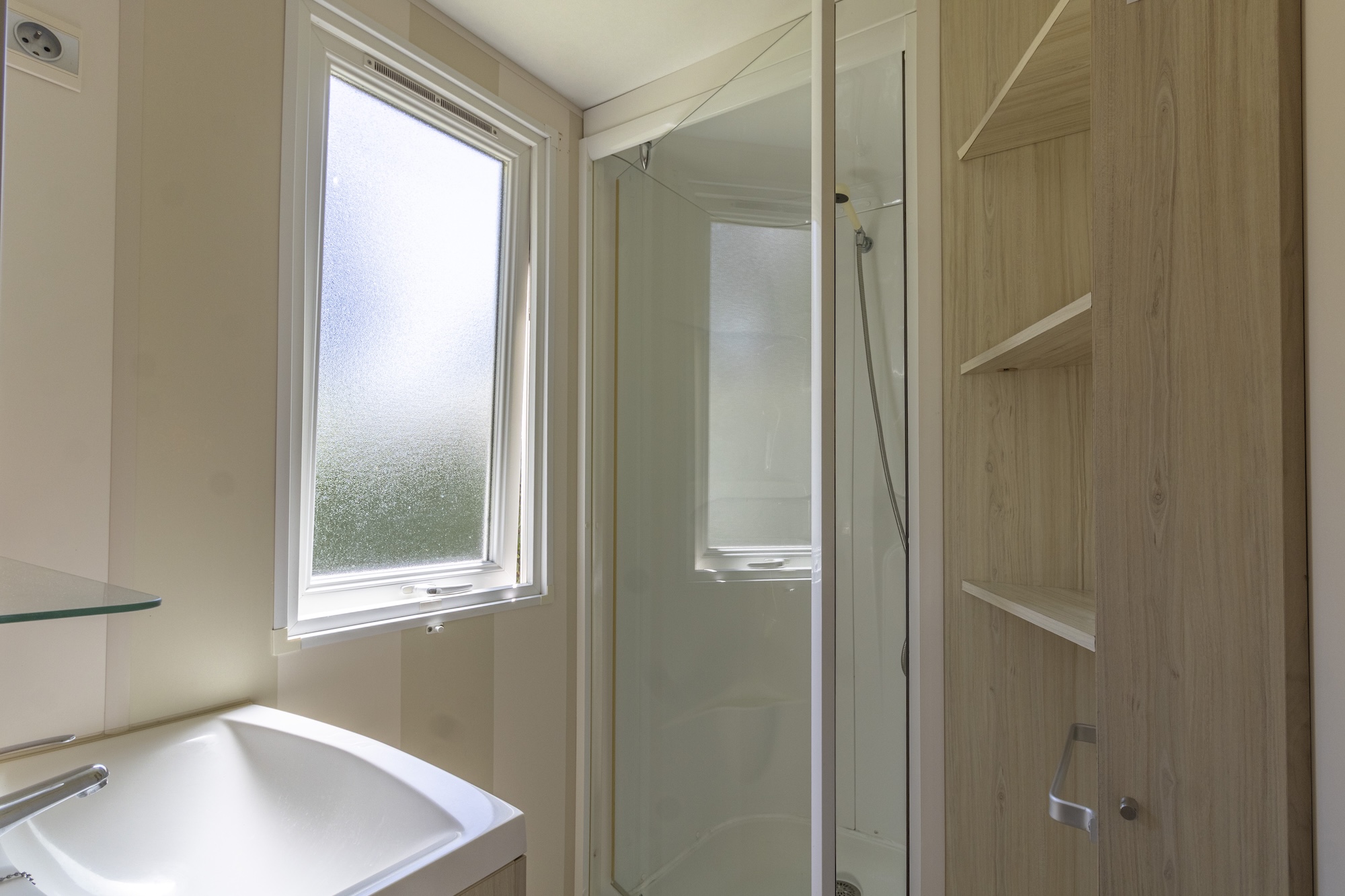 location-mobil-homes-standard-4personnes-salledeau